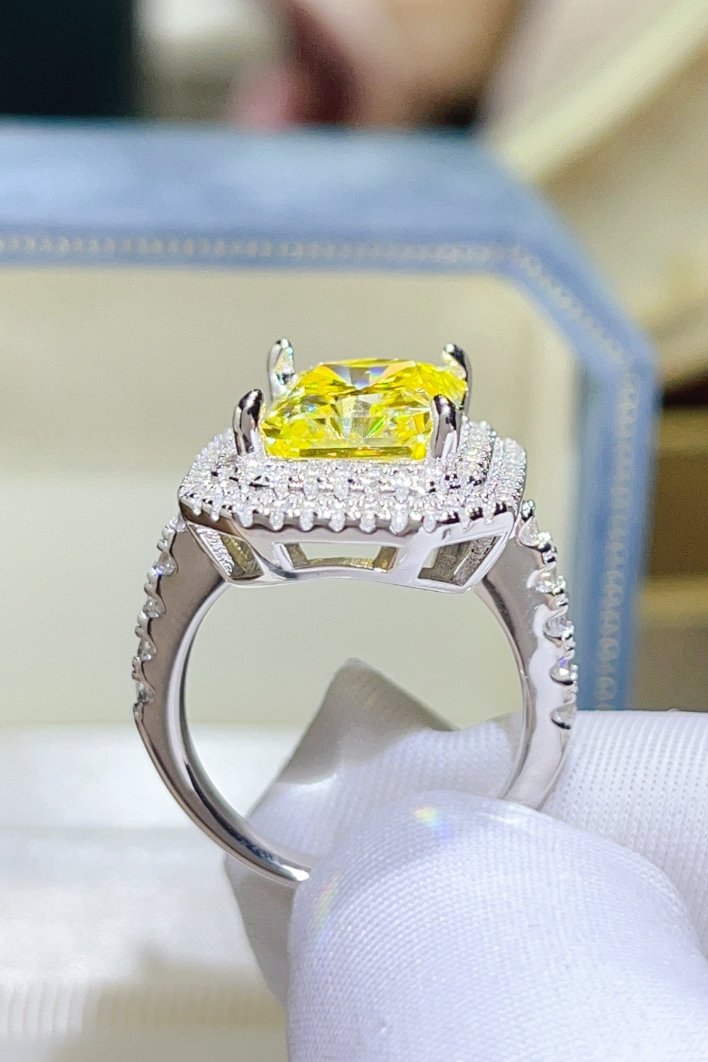 2 Carat Moissanite